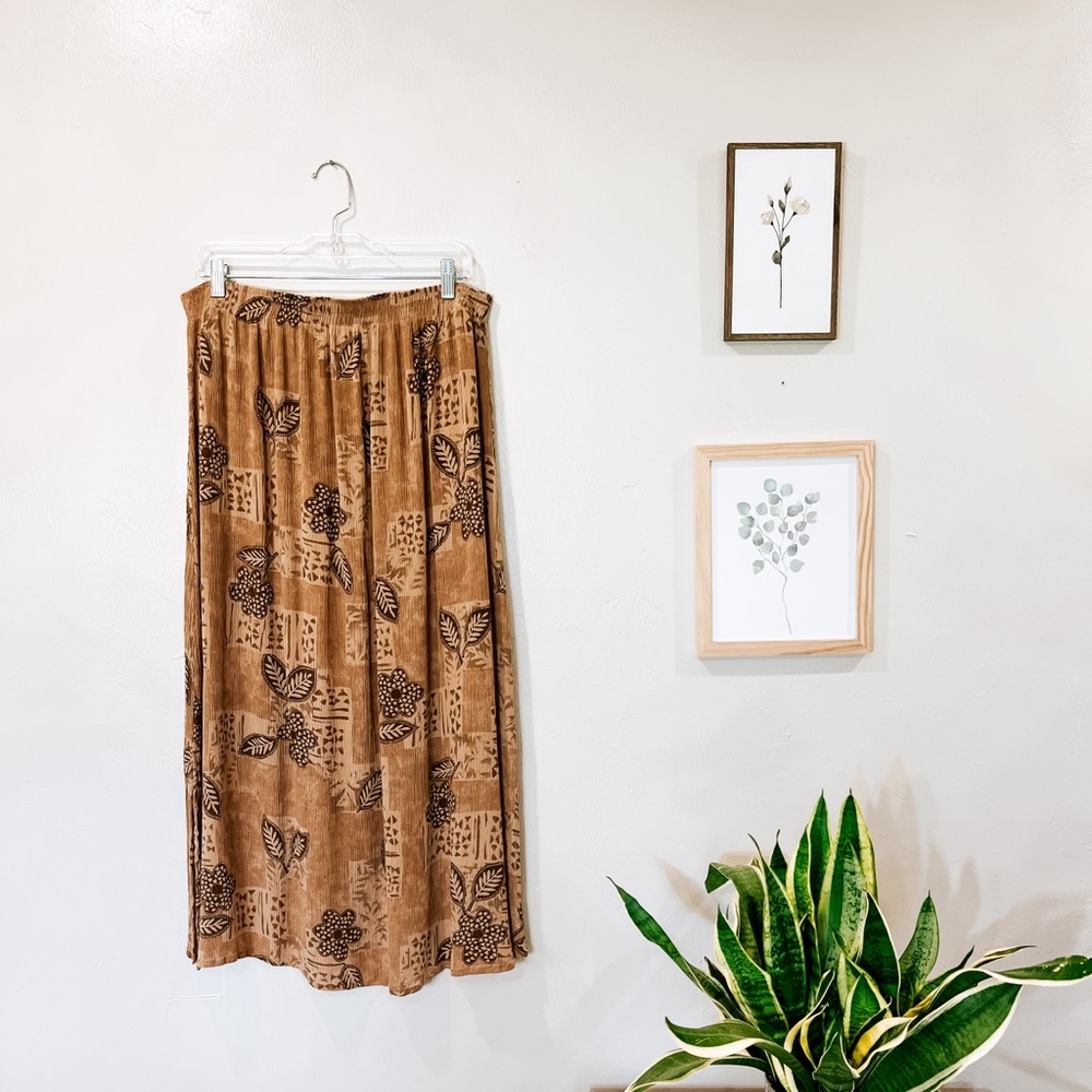 Vintage Neutral Patterned Maxi Skirt